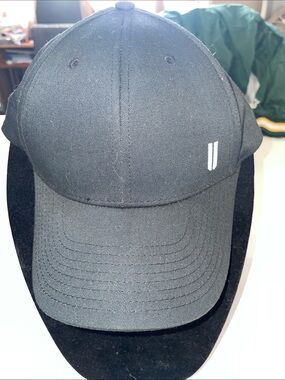 No Bull SnapBack hat like new